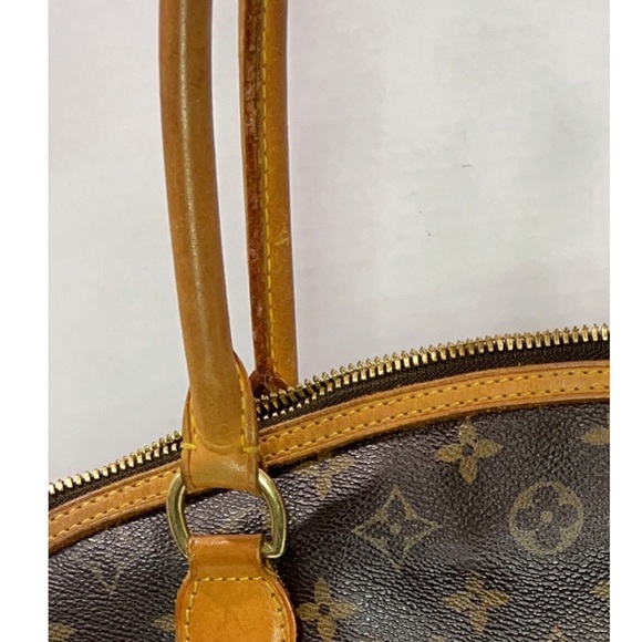 Louis Vuitton Horizontal Locket Monogram Tote - Picture 15 of 15